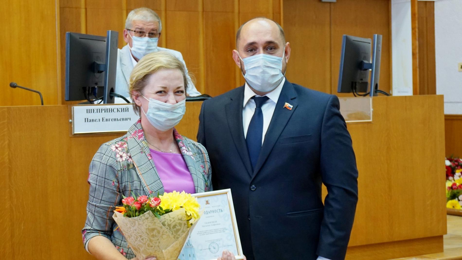 Награды врачам и медсестрам вручили в Вологде